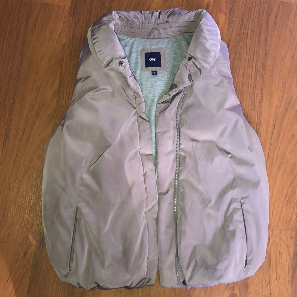 Gap Puffer Vest